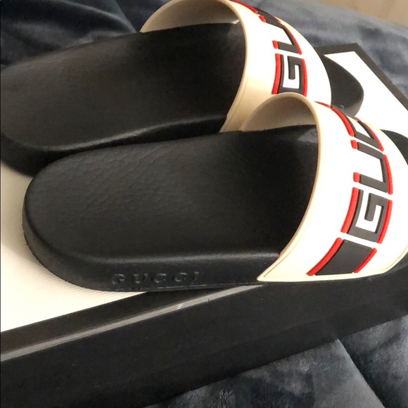 Gucci slides ( perfect condition) - Picture 2 of 5